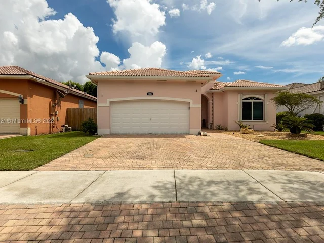 1404 SE 23rd Dr, Homestead FL 33035