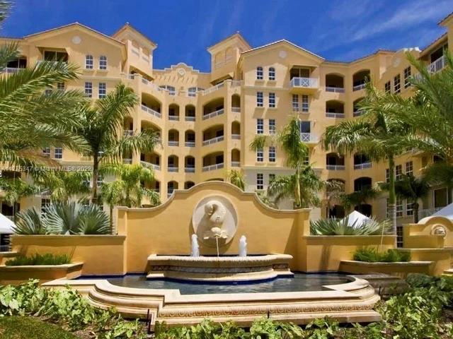 3001 NE 185th St # 332, Aventura FL 33180