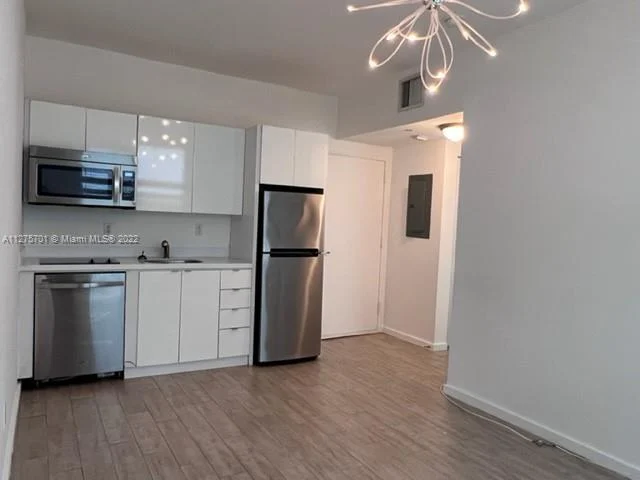 1611 Meridian Ave # 206, Miami Beach FL 33139