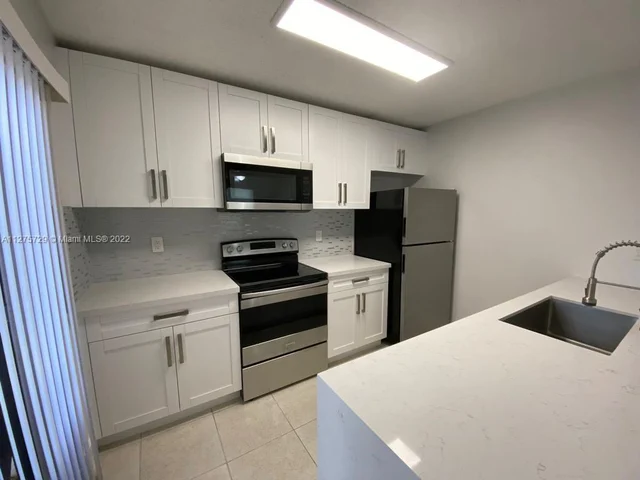 6619 66th Way, West Palm Beach FL 33409