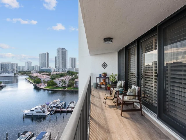 300 Three Islands Blvd # 209, Hallandale Beach FL 33009