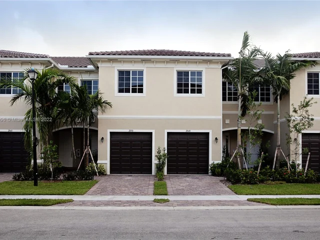 2579 SW 81 # 2575, Miramar FL 33025