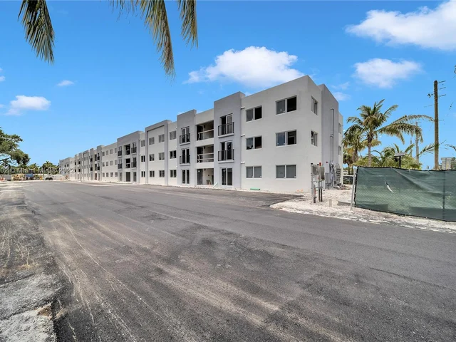 14752 NE 6th Ave # 119, Miami FL 33161