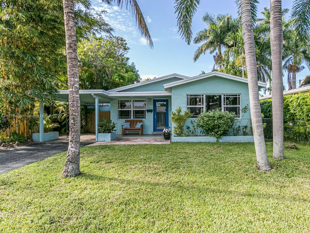 1540 Arthur St, Hollywood FL 33020