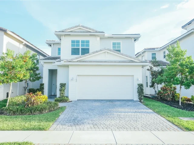 1150 Veleiros Blvd, Deerfield Beach FL 33064