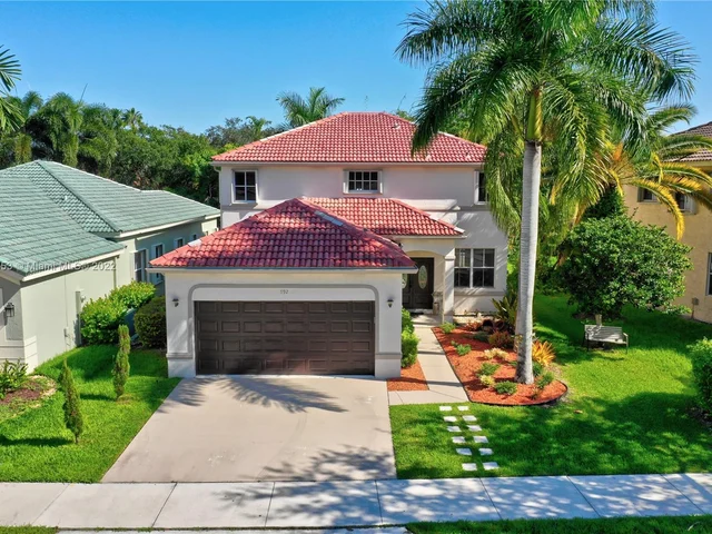 792 Tanglewood Cir, Weston FL 33327