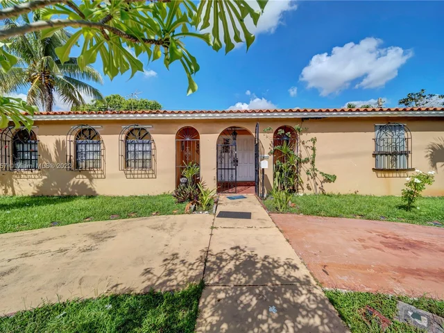 12600 NW 5th Ave, North Miami FL 33168