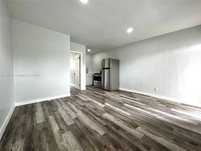 750 NW 9th Ave # 1A, Hallandale Beach FL 33009