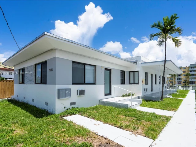 7935 Crespi Blvd # 2, Miami Beach FL 33141