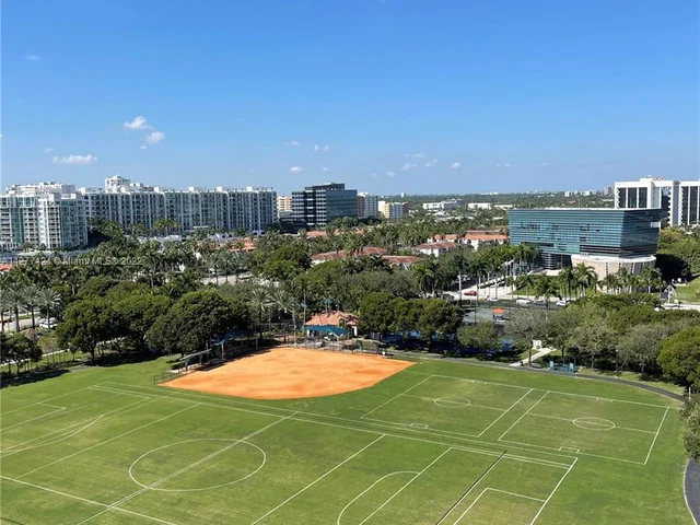 3300 NE 191st St # 1506, Aventura FL 33180