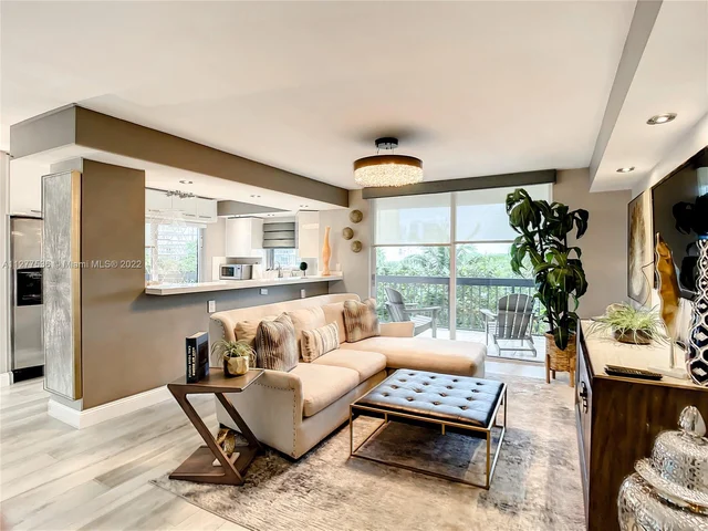 2333 Brickell Ave # 412, Miami FL 33129