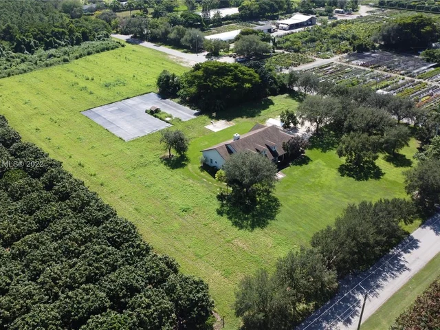 25595 SW 157th Ave, Homestead FL 33031