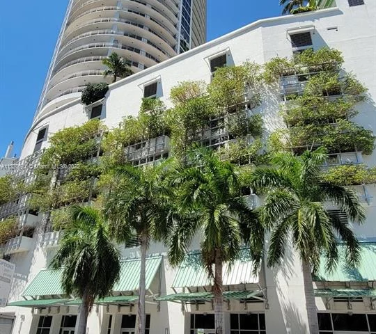1750 N Bayshore Dr # 1201, Miami FL 33132