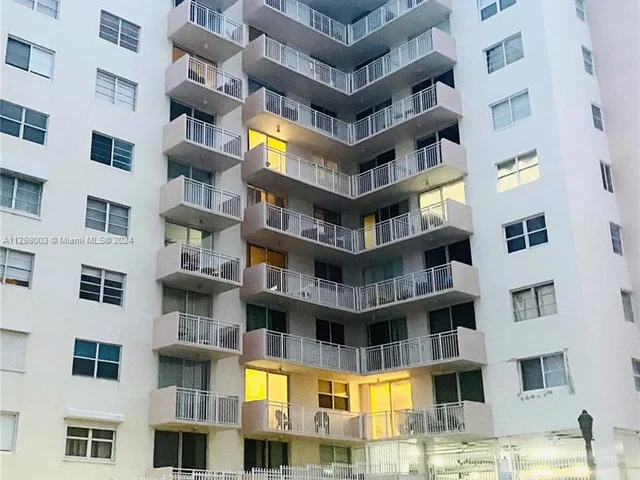 345 Ocean Dr # 307, Miami Beach FL 33139