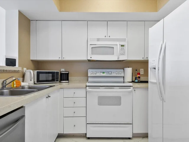 17375 Collins Ave # 1901, Sunny Isles Beach FL 33160