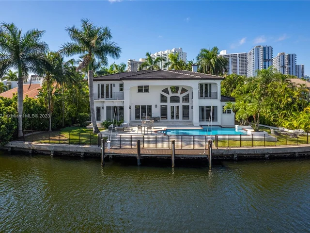 455 Centre Is, Golden Beach FL 33160