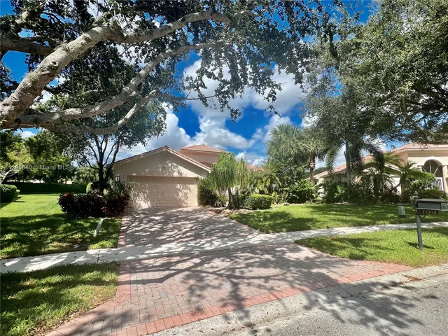 11372 Ohanu Cir, Boynton Beach FL 33437