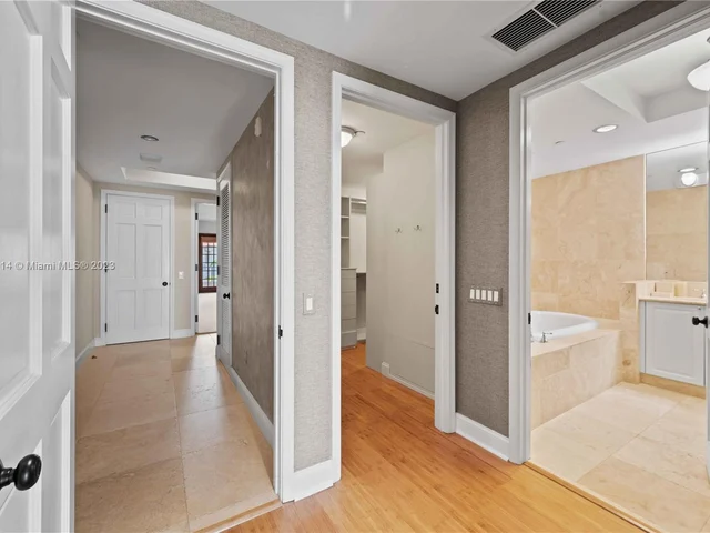 7464 Fisher Island Dr # 7464, Miami Beach FL 33109