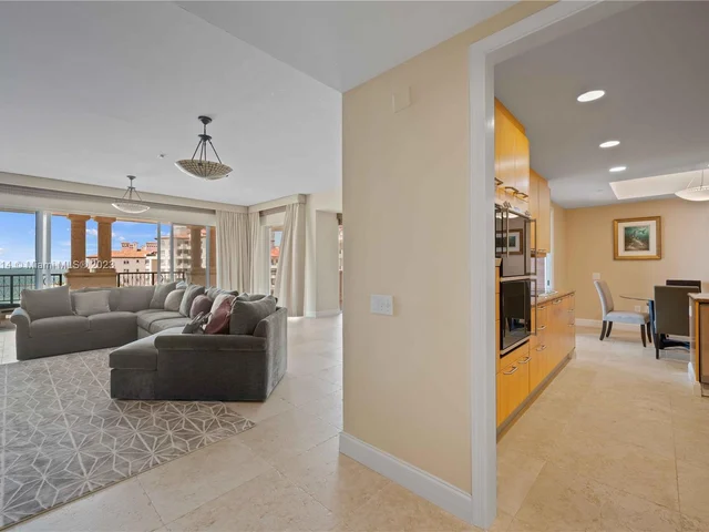 7464 Fisher Island Dr # 7464, Miami Beach FL 33109