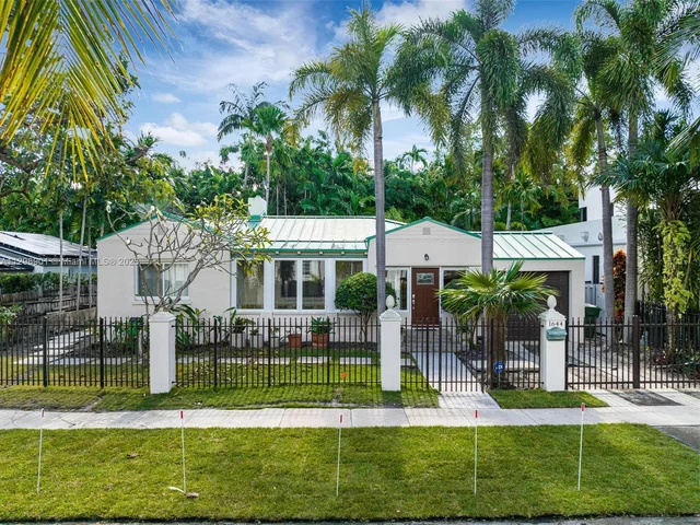 1644 Onaway Dr, Miami FL 33133