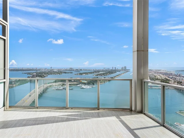 1100 Biscayne Blvd # 5105, Miami FL 33132