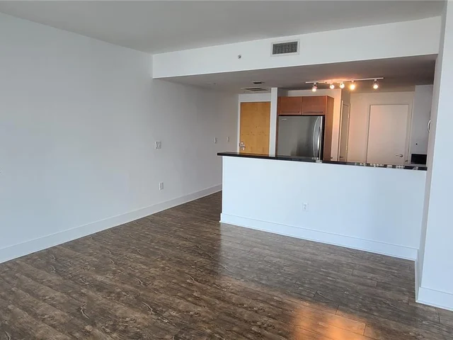 244 BISCAYNE BLVD # 3109, Miami FL 33132