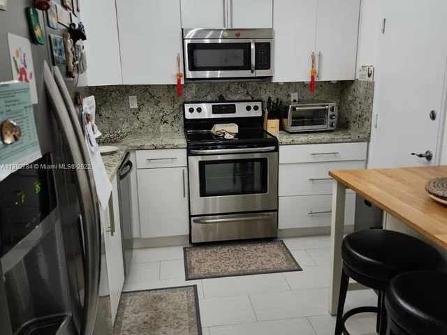 9500 W Bay Harbor Dr # 4F, Bay Harbor Islands FL 33154