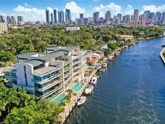 1090 NW N River Dr # 302, Miami FL 33136
