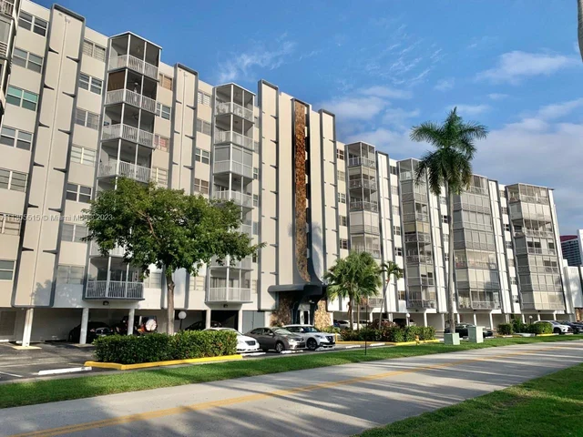 300 Diplomat Pkwy # 604, Hallandale Beach FL 33009