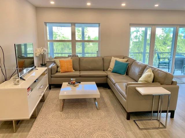 300 Diplomat Pkwy # 604, Hallandale Beach FL 33009