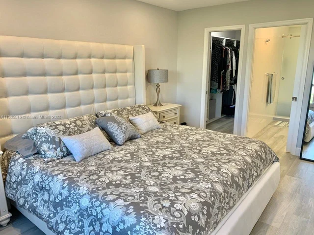 300 Diplomat Pkwy # 604, Hallandale Beach FL 33009