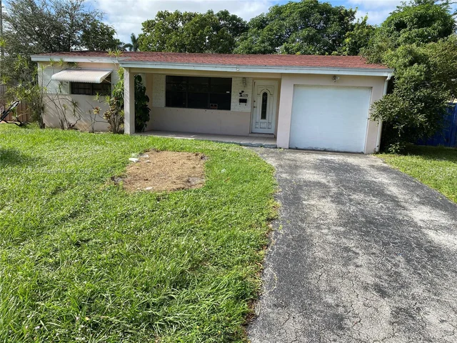 3240 SW 65th Ave, Miramar FL 33023