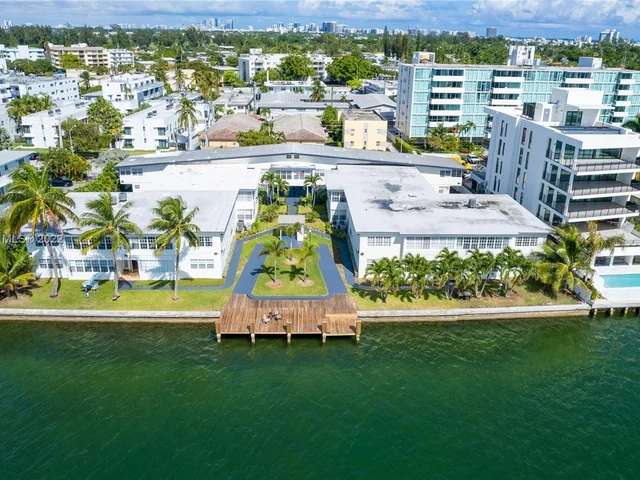 1940 Bay Dr # 14, Miami Beach FL 33141