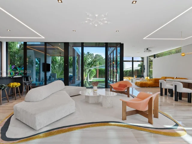 2051 N Bay Rd, Miami Beach FL 33140