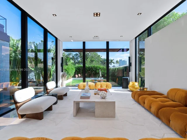 2051 N Bay Rd, Miami Beach FL 33140