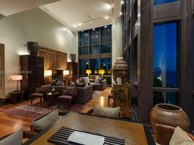 101 20th St, Miami Beach FL 33139