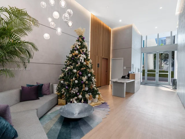 227 NE 2nd # 2404, Miami FL 33132