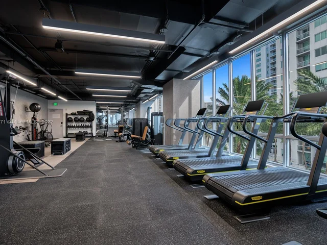 227 NE 2nd # 2404, Miami FL 33132