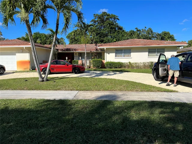 4831 Taylor St, Hollywood FL 33021