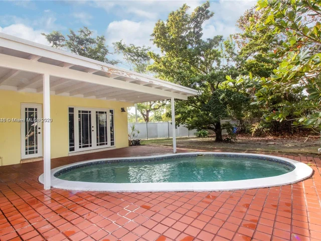 13550 SW 99th Pl, Miami FL 33176