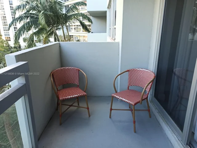 1500 Bay Rd # 1500, Miami Beach FL 33139
