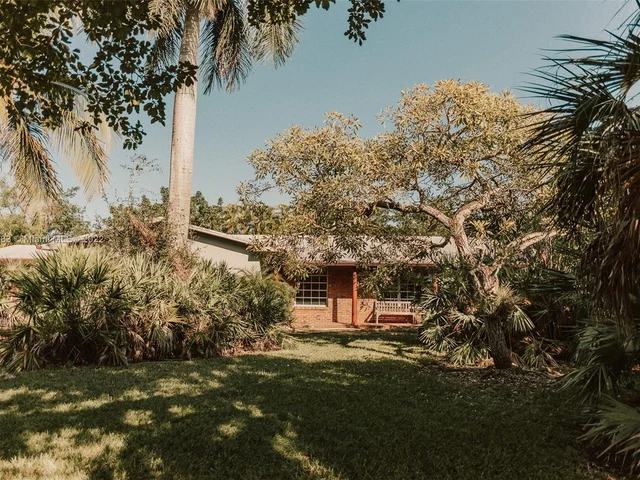 16881 SW 277th St, Homestead FL 33031