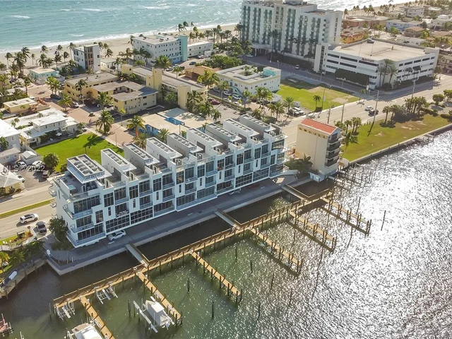 2870 N Ocean Dr, Hollywood FL 33019