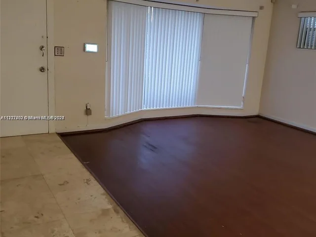 6731 SW 6th Street, Pembroke Pines FL 33023