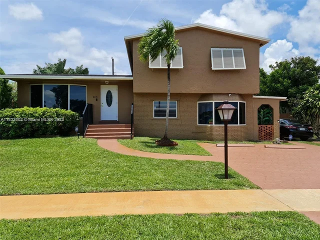 6731 SW 6th Street, Pembroke Pines FL 33023