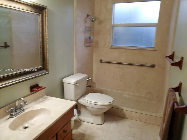 6731 SW 6th Street, Pembroke Pines FL 33023