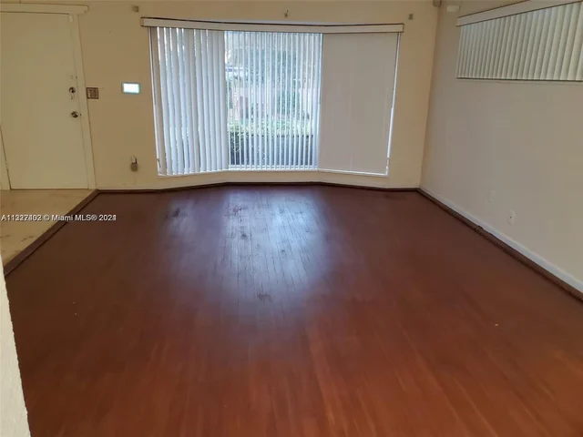 6731 SW 6th Street, Pembroke Pines FL 33023