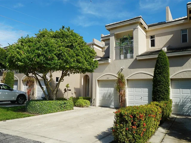 13917 SW 86th Ct, Palmetto Bay FL 33158