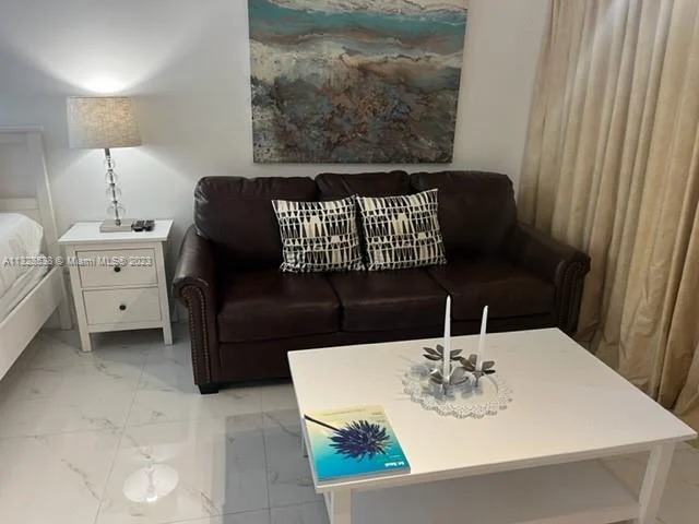 19201 Collins Ave # 104, Sunny Isles Beach FL 33160