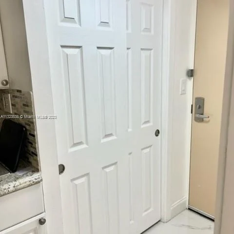 19201 Collins Ave # 104, Sunny Isles Beach FL 33160